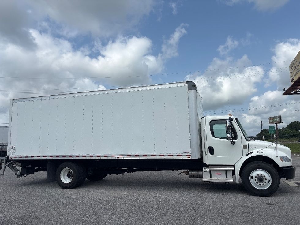 Medium Duty Box Truck-Light and Medium Duty Trucks-Freightliner-2022-M2-Hammond-LA-285,690\n\t\tmiles-$ 40,500 - Image 15