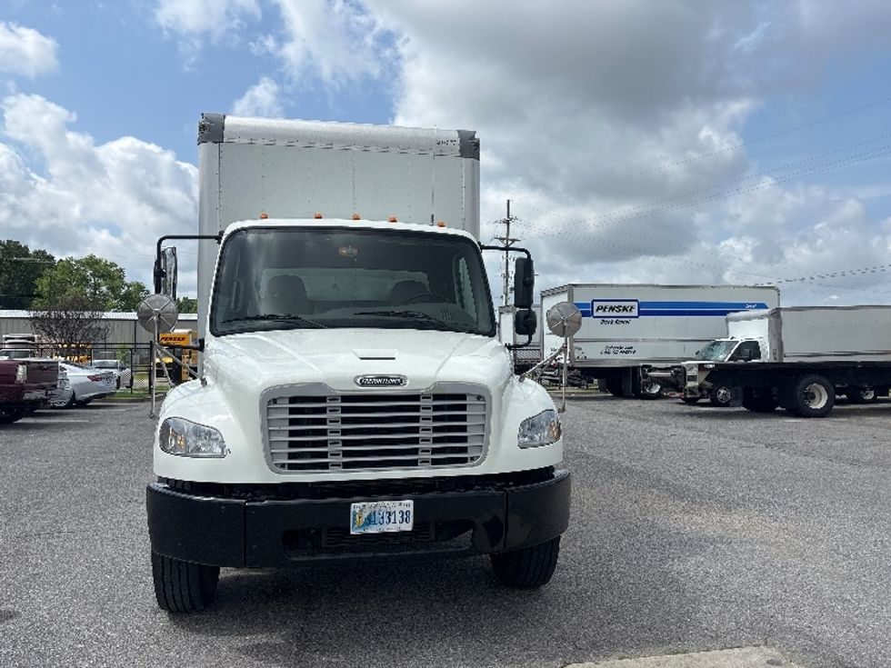 Medium Duty Box Truck-Light and Medium Duty Trucks-Freightliner-2022-M2-Hammond-LA-285,690\n\t\tmiles-$ 40,500 - Image 2