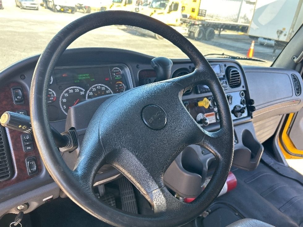 Medium Duty Box Truck-Light and Medium Duty Trucks-Freightliner-2022-M2-Harahan-LA-100,169\n\t\tmiles-$ 77,000 - Image 17