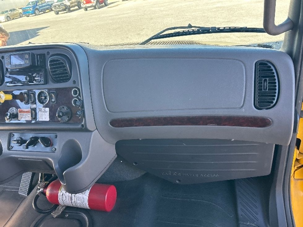 Medium Duty Box Truck-Light and Medium Duty Trucks-Freightliner-2022-M2-Harahan-LA-100,169\n\t\tmiles-$ 77,000 - Image 21