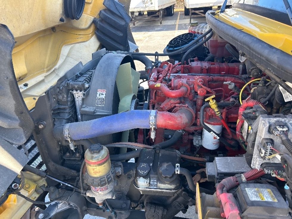 Medium Duty Box Truck-Light and Medium Duty Trucks-Freightliner-2022-M2-Harahan-LA-100,169\n\t\tmiles-$ 77,000 - Image 24