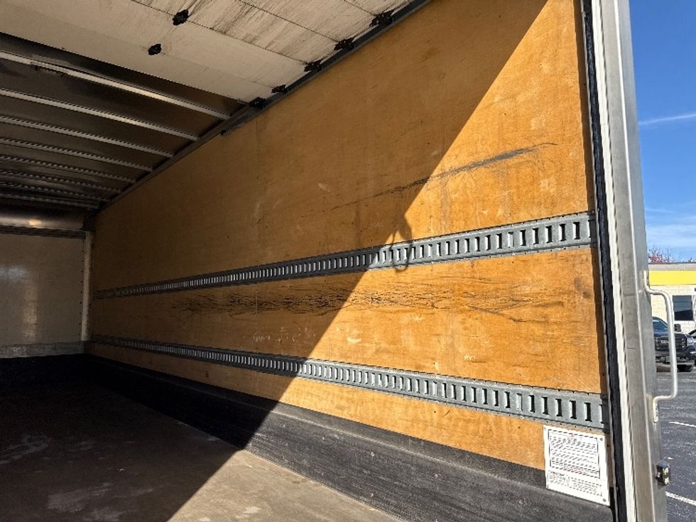 Medium Duty Box Truck-Light and Medium Duty Trucks-Freightliner-2022-M2-Harrisburg-PA-103,089\n\t\tmiles-$ 67,750 - Image 12