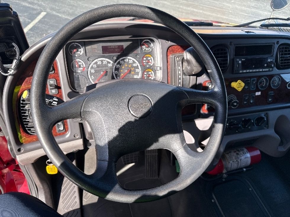 Medium Duty Box Truck-Light and Medium Duty Trucks-Freightliner-2022-M2-Harrisburg-PA-103,089\n\t\tmiles-$ 67,750 - Image 18