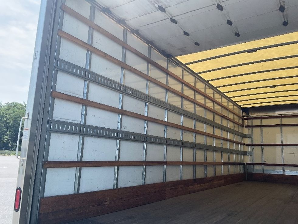 Medium Duty Box Truck-Light and Medium Duty Trucks-Freightliner-2022-M2-Harrisburg-PA-109,052\n\t\tmiles-$ 73,500 - Image 11
