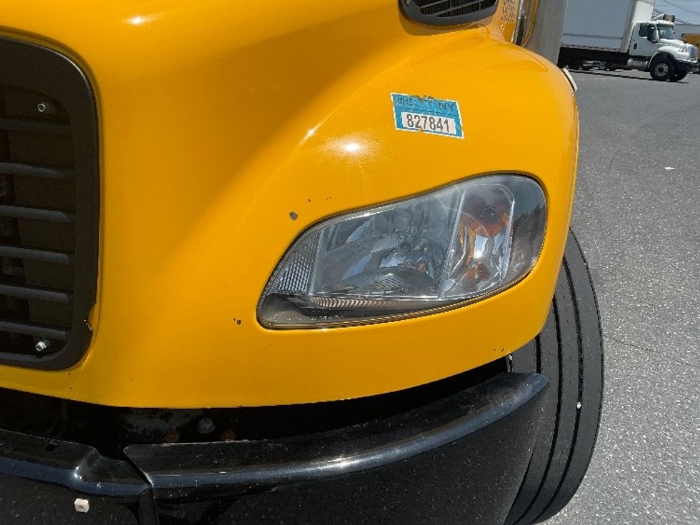 Medium Duty Box Truck-Light and Medium Duty Trucks-Freightliner-2022-M2-Harrisburg-PA-109,052\n\t\tmiles-$ 73,500 - Image 29