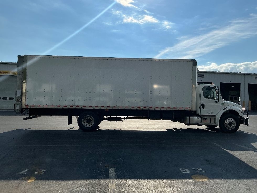 Medium Duty Box Truck-Light and Medium Duty Trucks-Freightliner-2022-M2-Harrisburg-PA-468,749\n\t\tmiles-$ 28,250 - Image 15