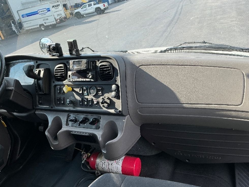 Medium Duty Box Truck-Light and Medium Duty Trucks-Freightliner-2022-M2-Harrisburg-PA-468,749\n\t\tmiles-$ 28,250 - Image 21
