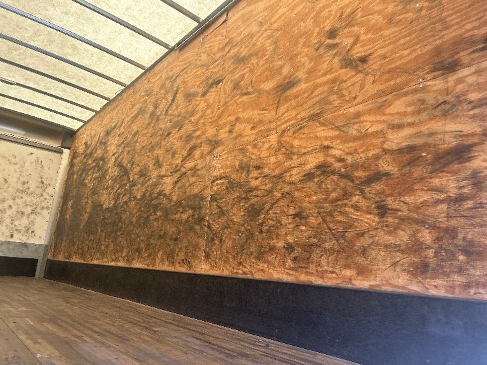 Medium Duty Box Truck-Light and Medium Duty Trucks-Freightliner-2022-M2-Hattiesburg-MS-272,180\n\t\tmiles-$ 40,750 - Image 12