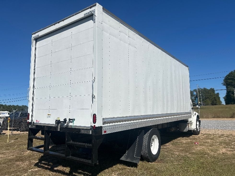 Medium Duty Box Truck-Light and Medium Duty Trucks-Freightliner-2022-M2-Hattiesburg-MS-272,180\n\t\tmiles-$ 40,750 - Image 13
