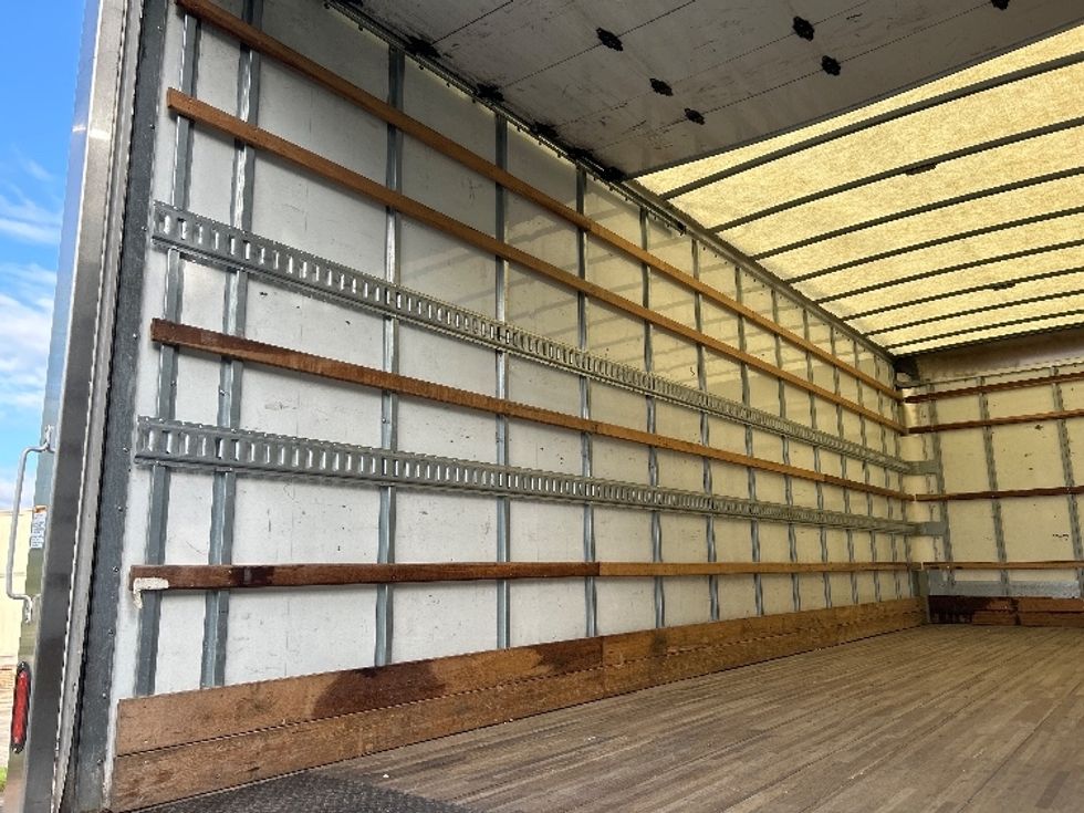 Medium Duty Box Truck-Light and Medium Duty Trucks-Freightliner-2022-M2-Homewood-AL-237,582\n\t\tmiles-$ 55,250 - Image 11