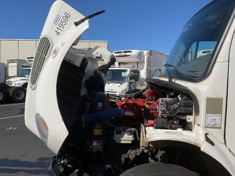 Medium Duty Box Truck-Light and Medium Duty Trucks-Freightliner-2022-M2-Honolulu-HI-236,843\n\t\tmiles-$ 45,500 - Image 24
