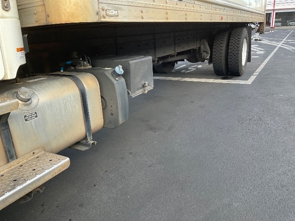 Medium Duty Box Truck-Light and Medium Duty Trucks-Freightliner-2022-M2-Honolulu-HI-236,843\n\t\tmiles-$ 45,500 - Image 5