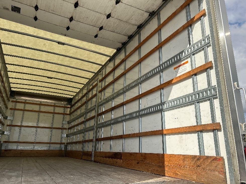 Medium Duty Box Truck-Light and Medium Duty Trucks-Freightliner-2022-M2-Houston-TX-120,762\n\t\tmiles-$ 73,500 - Image 12