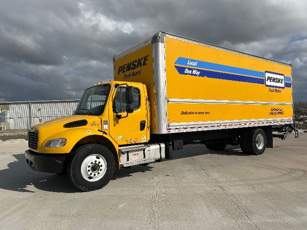 Medium Duty Box Truck-Light and Medium Duty Trucks-Freightliner-2022-M2-Houston-TX-120,762\n\t\tmiles-$ 73,500 - Image 3