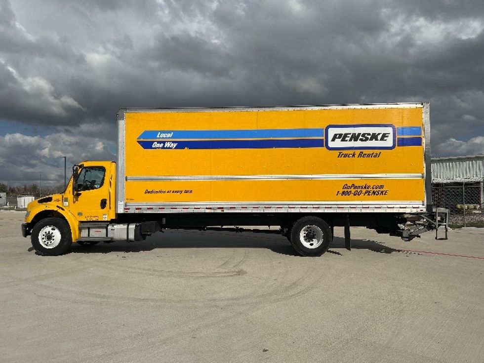 Medium Duty Box Truck-Light and Medium Duty Trucks-Freightliner-2022-M2-Houston-TX-120,762\n\t\tmiles-$ 73,500 - Image 4