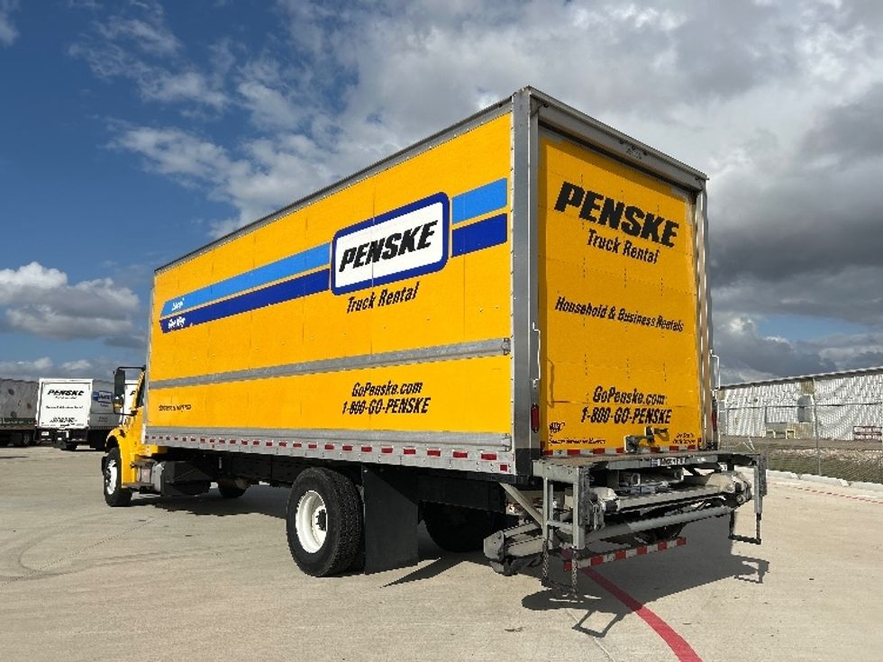 Medium Duty Box Truck-Light and Medium Duty Trucks-Freightliner-2022-M2-Houston-TX-120,762\n\t\tmiles-$ 73,500 - Image 6