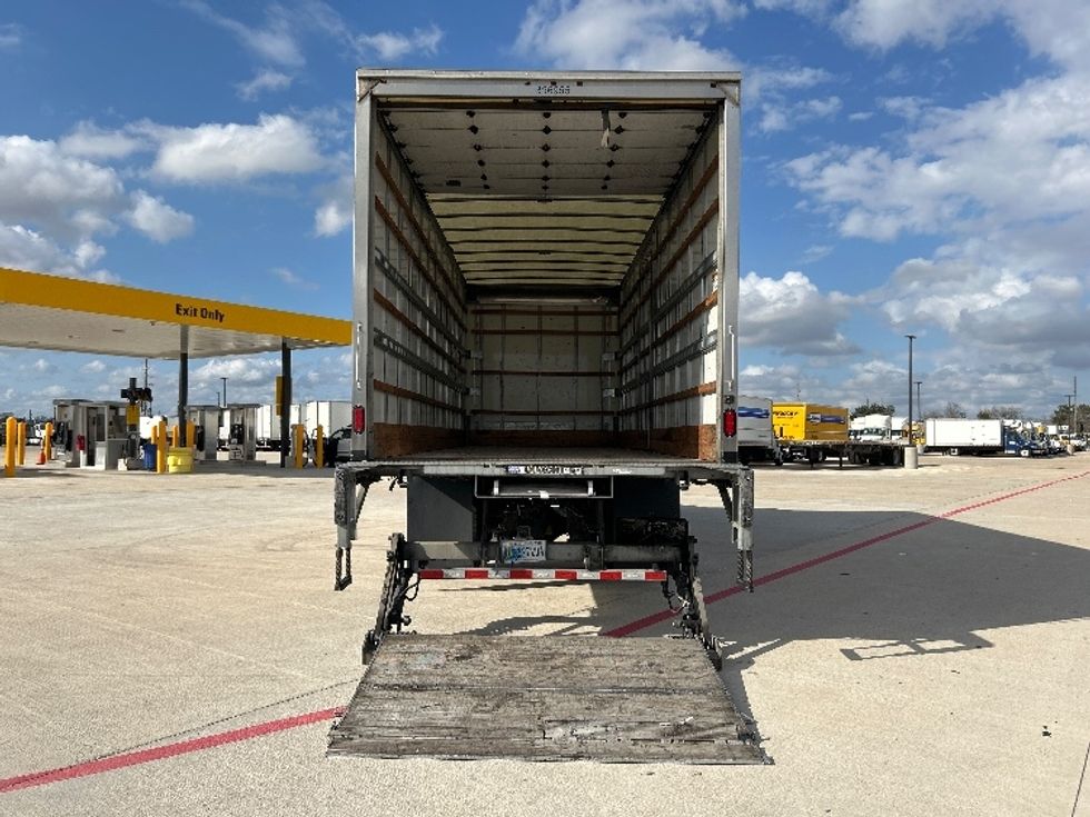 Medium Duty Box Truck-Light and Medium Duty Trucks-Freightliner-2022-M2-Houston-TX-120,762\n\t\tmiles-$ 73,500 - Image 9