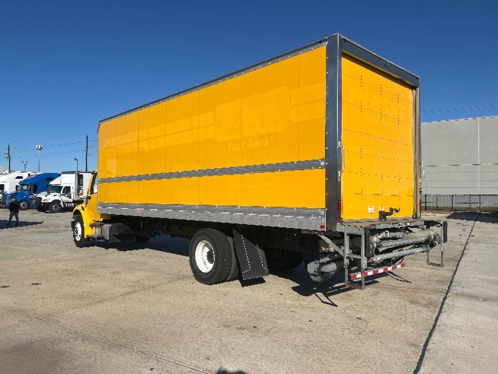 Medium Duty Box Truck-Light and Medium Duty Trucks-Freightliner-2022-M2-Houston-TX-126,446\n\t\tmiles-$ 71,500 - Image 6