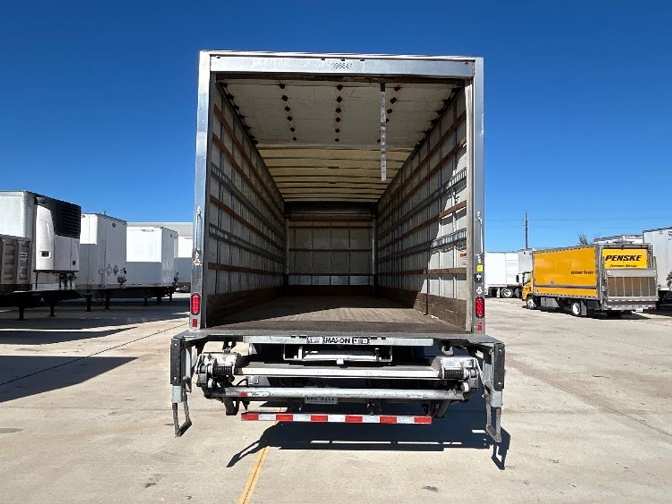 Medium Duty Box Truck-Light and Medium Duty Trucks-Freightliner-2022-M2-Houston-TX-126,446\n\t\tmiles-$ 71,500 - Image 8