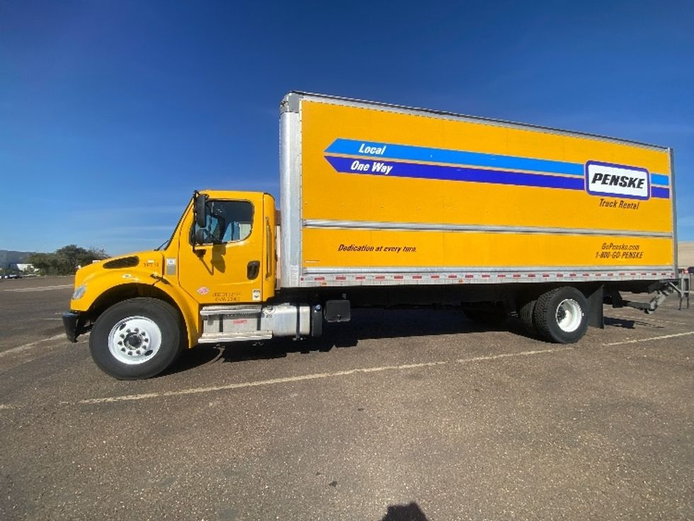 Medium Duty Box Truck-Light and Medium Duty Trucks-Freightliner-2022-M2-Houston-TX-127,397\n\t\tmiles-$ 72,500 - Image 4