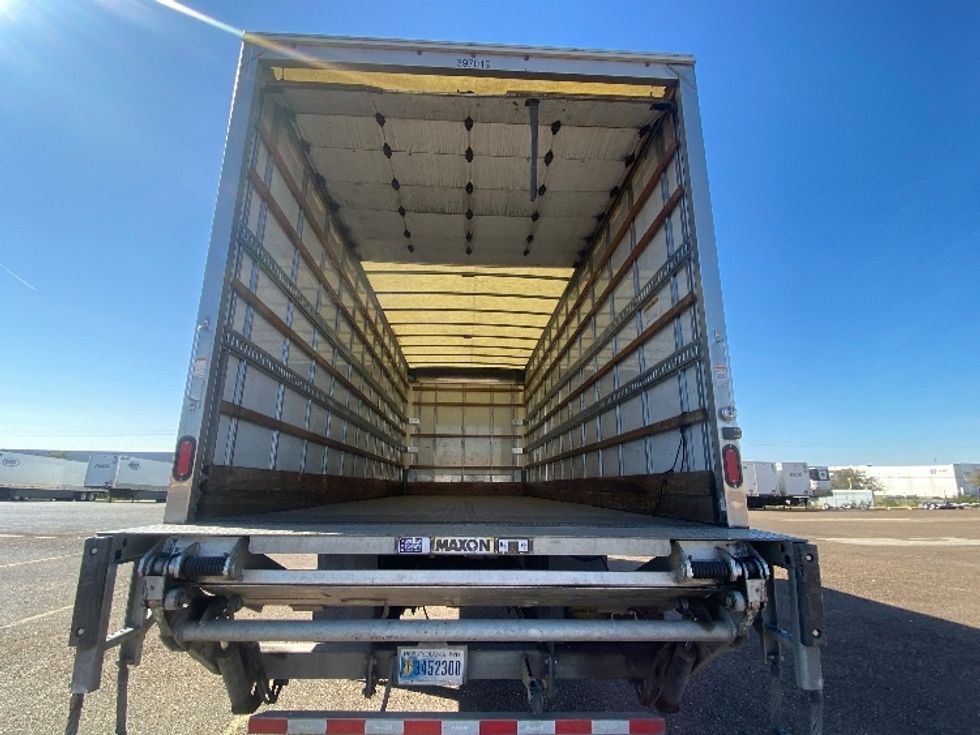 Medium Duty Box Truck-Light and Medium Duty Trucks-Freightliner-2022-M2-Houston-TX-127,397\n\t\tmiles-$ 72,500 - Image 7
