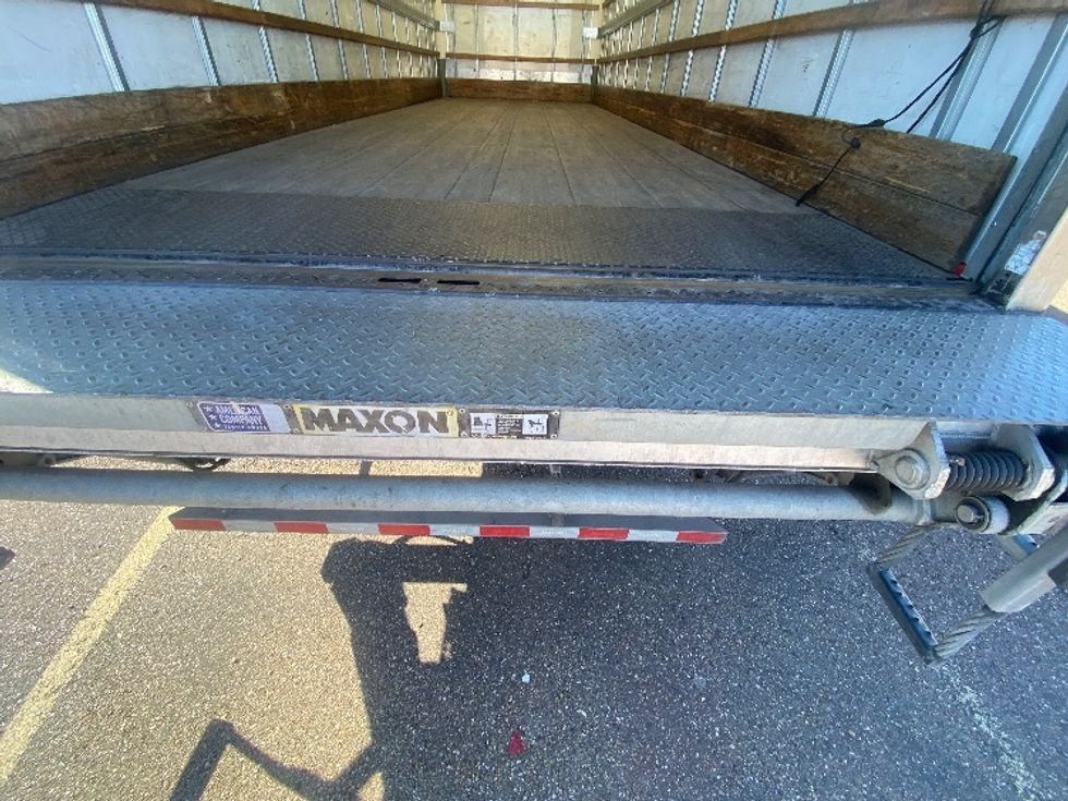 Medium Duty Box Truck-Light and Medium Duty Trucks-Freightliner-2022-M2-Houston-TX-127,397\n\t\tmiles-$ 72,500 - Image 8