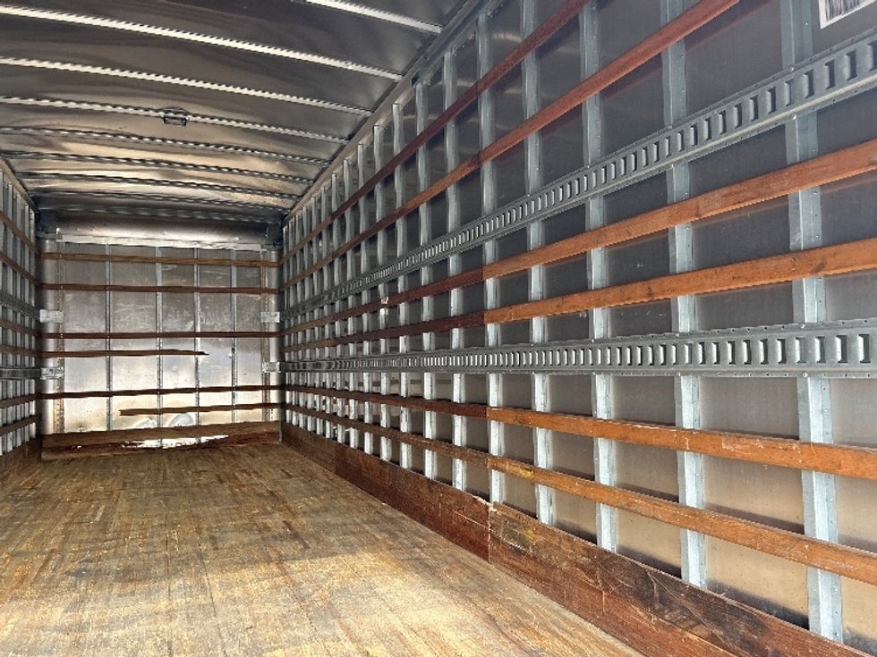 Medium Duty Box Truck-Light and Medium Duty Trucks-Freightliner-2022-M2-Houston-TX-144,407\n\t\tmiles-$ 79,500 - Image 12