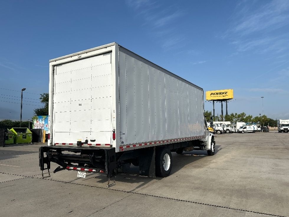 Medium Duty Box Truck-Light and Medium Duty Trucks-Freightliner-2022-M2-Houston-TX-144,407\n\t\tmiles-$ 79,500 - Image 13