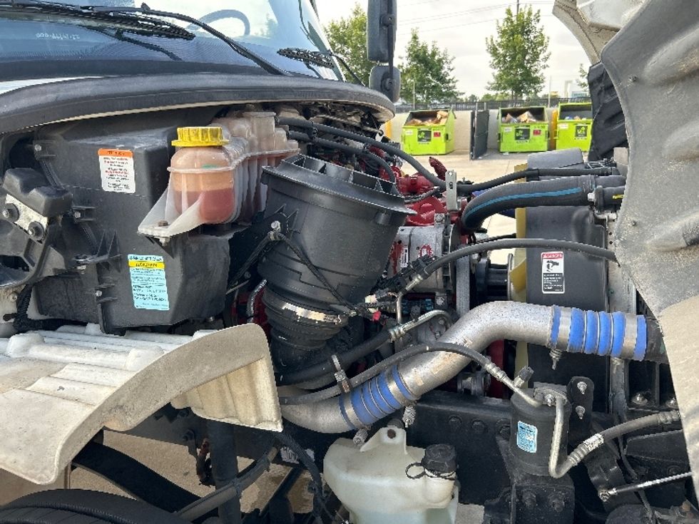Medium Duty Box Truck-Light and Medium Duty Trucks-Freightliner-2022-M2-Houston-TX-144,407\n\t\tmiles-$ 79,500 - Image 23