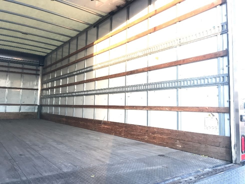 Medium Duty Box Truck-Light and Medium Duty Trucks-Freightliner-2022-M2-Houston-TX-218,254\n\t\tmiles-$ 51,000 - Image 12