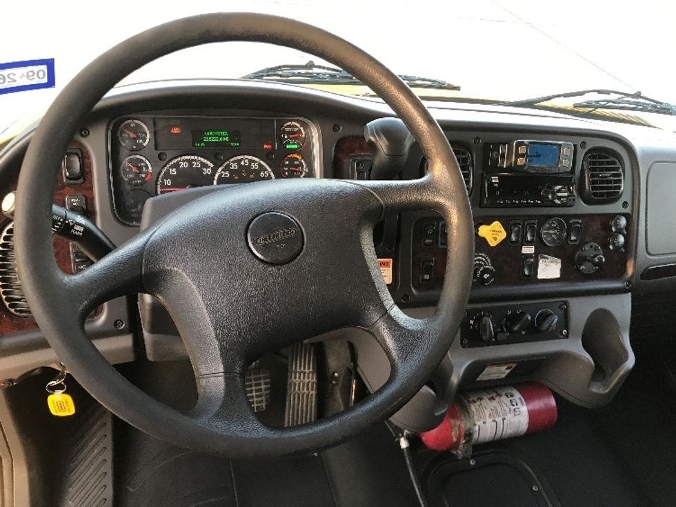 Medium Duty Box Truck-Light and Medium Duty Trucks-Freightliner-2022-M2-Houston-TX-218,254\n\t\tmiles-$ 51,000 - Image 18