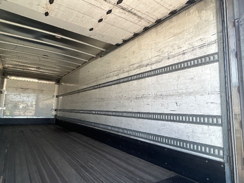 Medium Duty Box Truck-Light and Medium Duty Trucks-Freightliner-2022-M2-Houston-TX-258,719\n\t\tmiles-$ 37,250 - Image 12