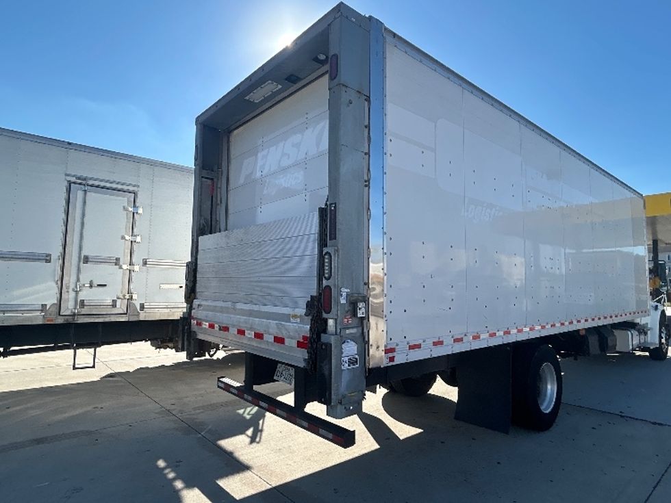Medium Duty Box Truck-Light and Medium Duty Trucks-Freightliner-2022-M2-Houston-TX-258,719\n\t\tmiles-$ 37,250 - Image 13