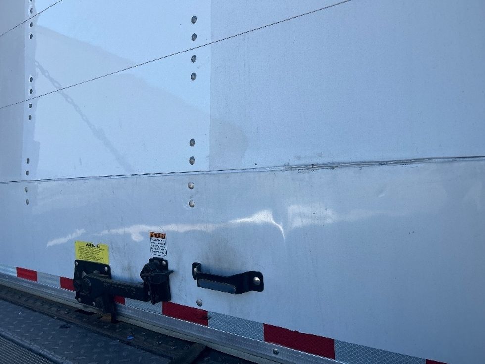 Medium Duty Box Truck-Light and Medium Duty Trucks-Freightliner-2022-M2-Houston-TX-258,719\n\t\tmiles-$ 37,250 - Image 27