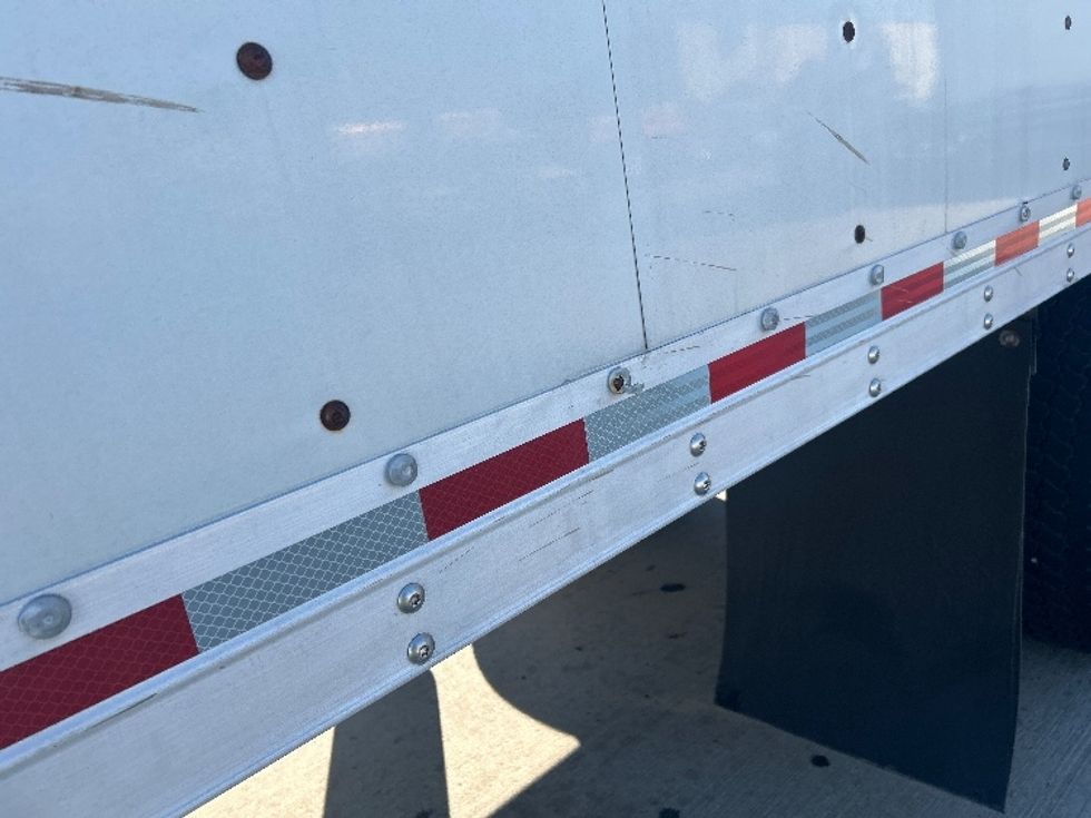 Medium Duty Box Truck-Light and Medium Duty Trucks-Freightliner-2022-M2-Houston-TX-258,719\n\t\tmiles-$ 37,250 - Image 28