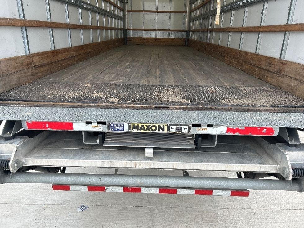 Medium Duty Box Truck-Light and Medium Duty Trucks-Freightliner-2022-M2-Houston-TX-81,175\n\t\tmiles-$ 74,500 - Image 10