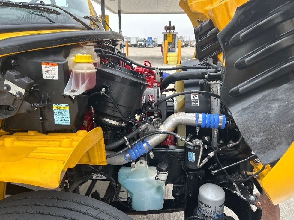 Medium Duty Box Truck-Light and Medium Duty Trucks-Freightliner-2022-M2-Houston-TX-81,175\n\t\tmiles-$ 74,500 - Image 23