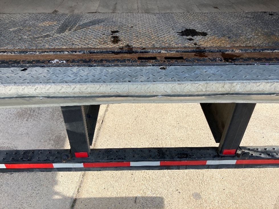 Medium Duty Box Truck-Light and Medium Duty Trucks-Freightliner-2022-M2-Hueytown-AL-265,529\n\t\tmiles-$ 39,000 - Image 10