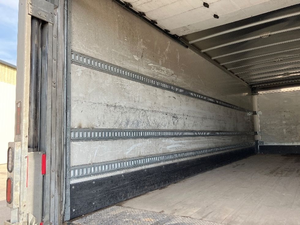 Medium Duty Box Truck-Light and Medium Duty Trucks-Freightliner-2022-M2-Hueytown-AL-265,529\n\t\tmiles-$ 39,000 - Image 11