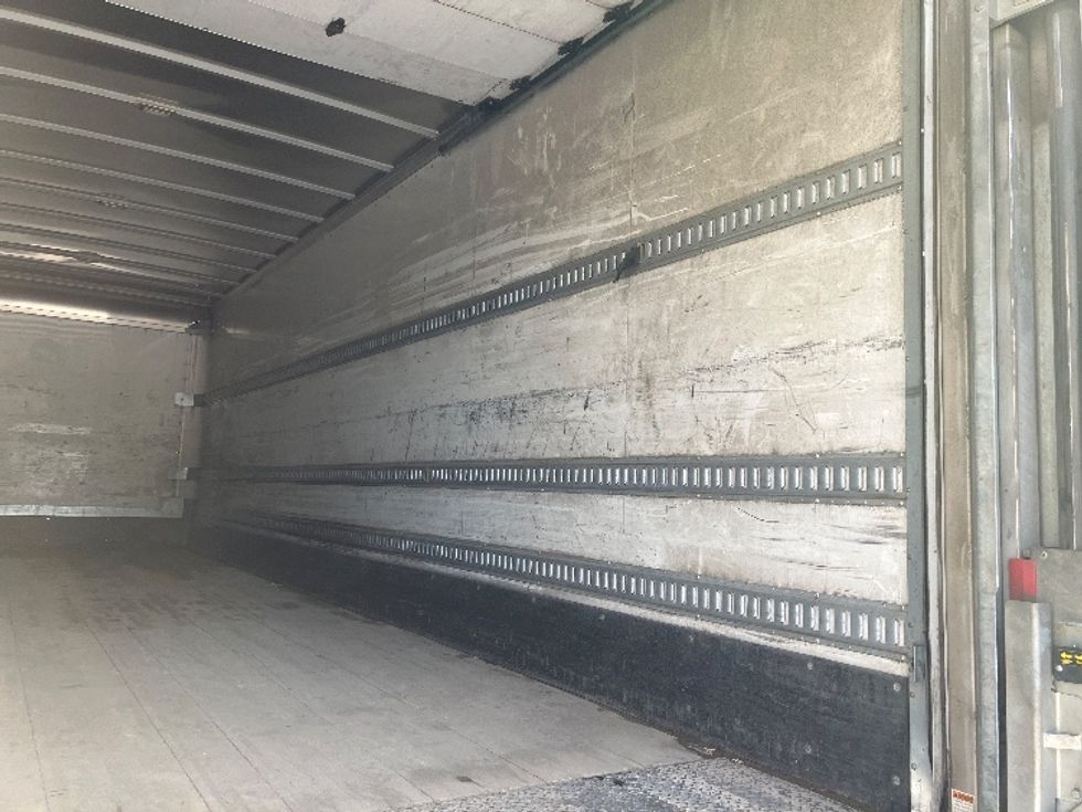 Medium Duty Box Truck-Light and Medium Duty Trucks-Freightliner-2022-M2-Hueytown-AL-265,529\n\t\tmiles-$ 39,000 - Image 12