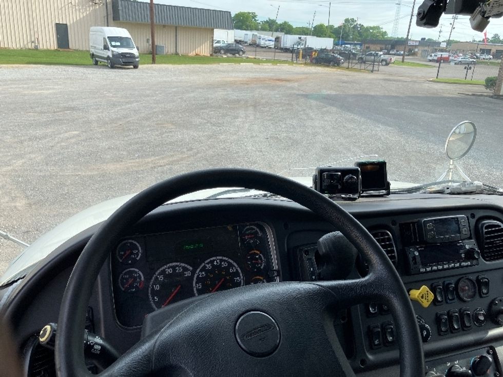 Medium Duty Box Truck-Light and Medium Duty Trucks-Freightliner-2022-M2-Hueytown-AL-265,529\n\t\tmiles-$ 39,000 - Image 19