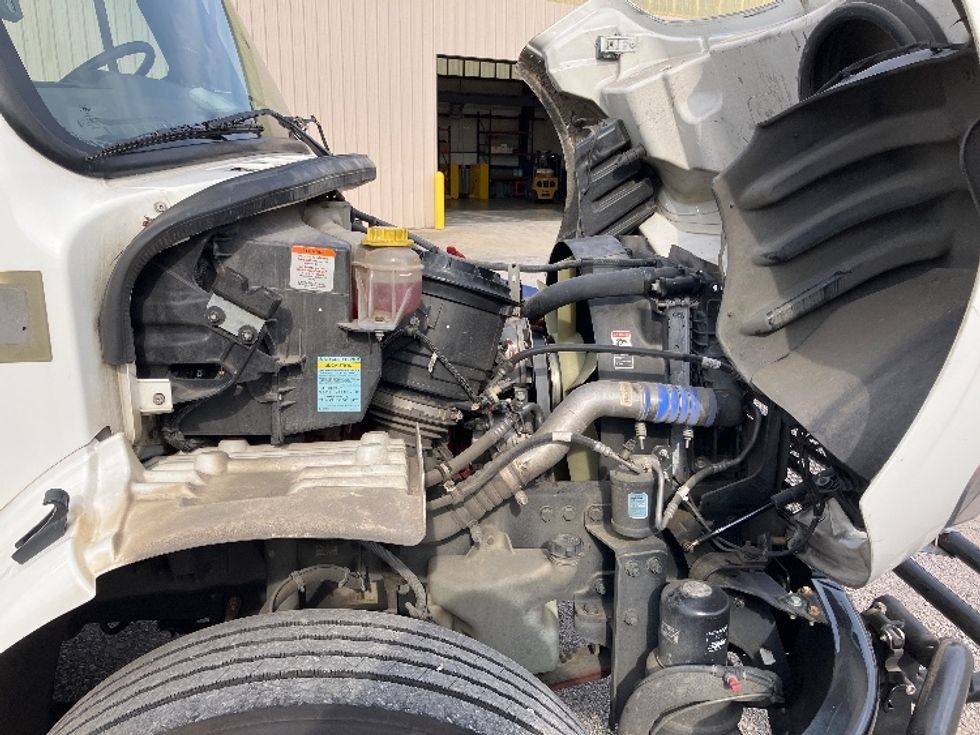 Medium Duty Box Truck-Light and Medium Duty Trucks-Freightliner-2022-M2-Hueytown-AL-265,529\n\t\tmiles-$ 39,000 - Image 24