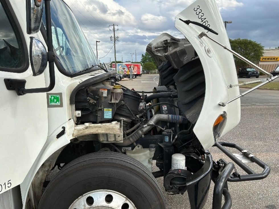 Medium Duty Box Truck-Light and Medium Duty Trucks-Freightliner-2022-M2-Hueytown-AL-270,003\n\t\tmiles-$ 35,750 - Image 23