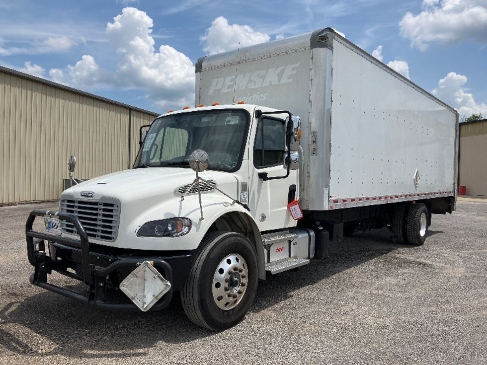 Medium Duty Box Truck-Light and Medium Duty Trucks-Freightliner-2022-M2-Hueytown-AL-270,003\n\t\tmiles-$ 35,750 - Image 3