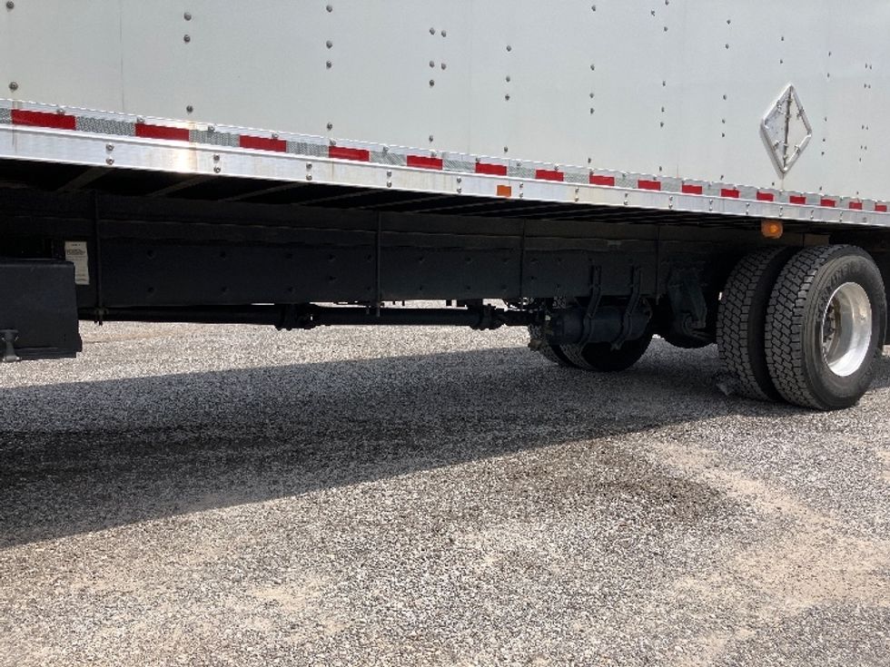 Medium Duty Box Truck-Light and Medium Duty Trucks-Freightliner-2022-M2-Hueytown-AL-270,003\n\t\tmiles-$ 35,750 - Image 5