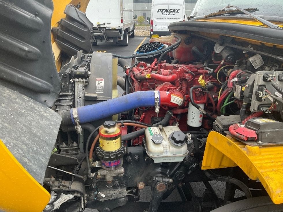 Medium Duty Box Truck-Light and Medium Duty Trucks-Freightliner-2022-M2-Indianapolis-IN-105,377\n\t\tmiles-$ 76,250 - Image 24