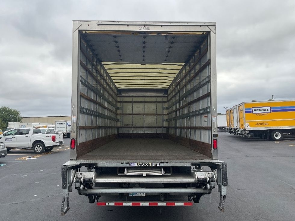 Medium Duty Box Truck-Light and Medium Duty Trucks-Freightliner-2022-M2-Indianapolis-IN-105,377\n\t\tmiles-$ 76,250 - Image 8