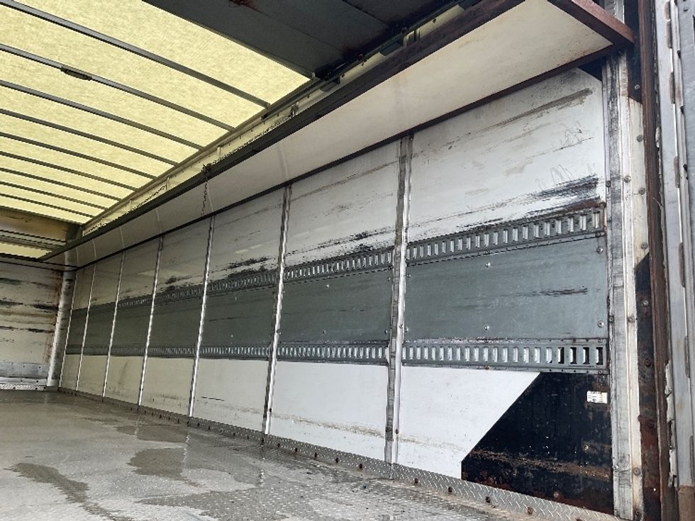 Medium Duty Box Truck-Light and Medium Duty Trucks-Freightliner-2022-M2-Indianapolis-IN-109,173\n\t\tmiles-$ 75,000 - Image 12