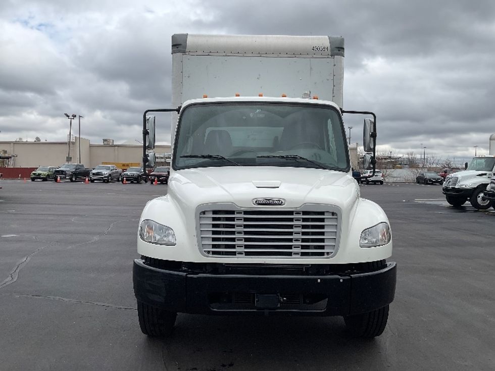Medium Duty Box Truck-Light and Medium Duty Trucks-Freightliner-2022-M2-Indianapolis-IN-109,173\n\t\tmiles-$ 75,000 - Image 2