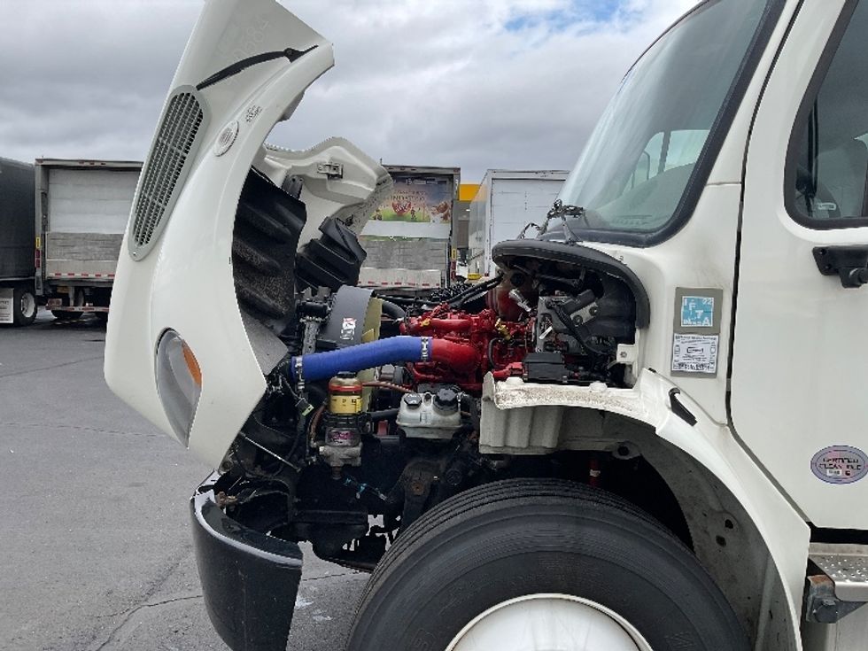 Medium Duty Box Truck-Light and Medium Duty Trucks-Freightliner-2022-M2-Indianapolis-IN-109,173\n\t\tmiles-$ 75,000 - Image 24